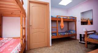 Гостиница Hostel Agat Омск Кровать в общем мужском номере с 5 кроватями-3